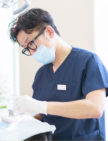 理事長 歯科医師 若林茂雄